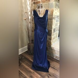 Adrianna Papell Formal, Navy Blue Color, In excellent condition.